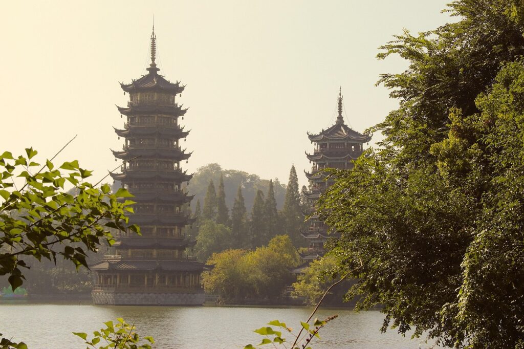 travel to China – explore China's culture, food, and sights on a budget.