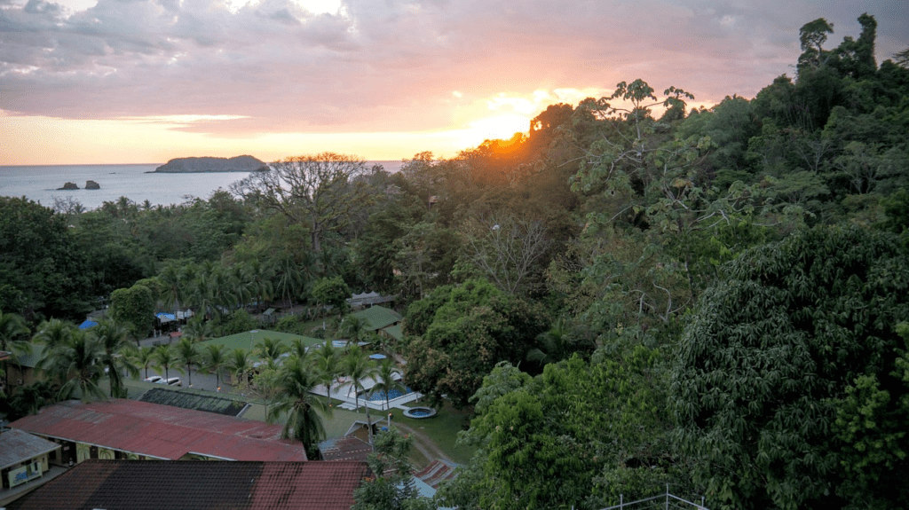 Sunset beautifull. costa rica cheap travel